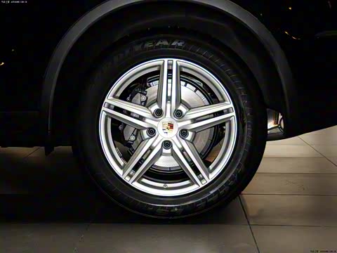 2014�� Cayenne Platinum Edition 3.0T