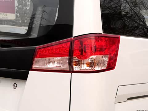 2013�� �Ŀ� 1.5L �ֶ���׼��5�� ��IV