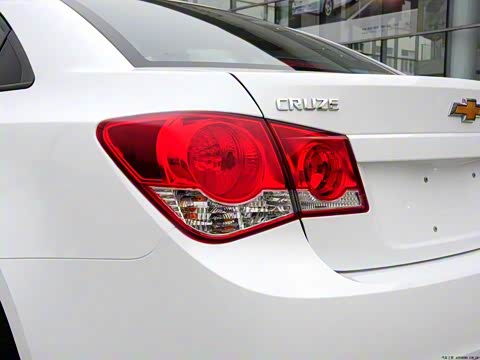 2013�� 1.6L SL MT