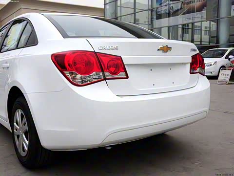 2013�� 1.6L SL MT