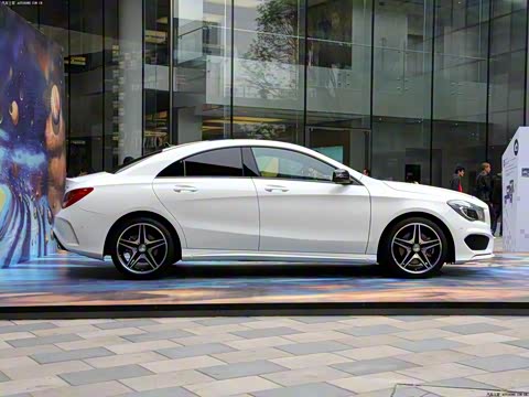 2014�� CLA 260 4MATIC
