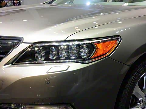 2015�� 3.5L Hybrid SH-AWD��