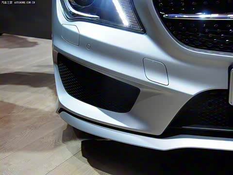 2014�� CLA 260 4MATIC