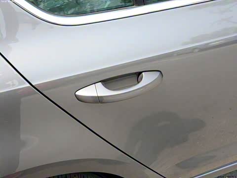 2015�� 1.6L �Զ��ݿ���