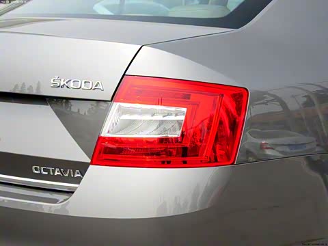 2015�� 1.6L �Զ��ݿ���