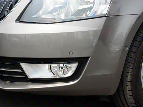 2015�� 1.6L �Զ��ݿ���