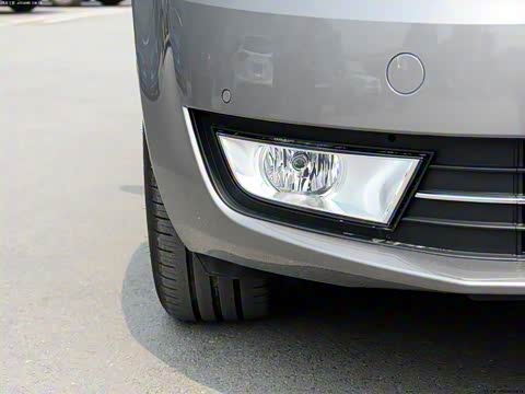 2015�� 1.6L �Զ��ݿ���