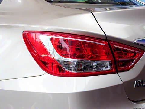 2014�� M5 1.6L �ֶ���Ӣ��