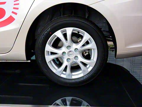 2014�� M5 1.6L �ֶ���Ӣ��