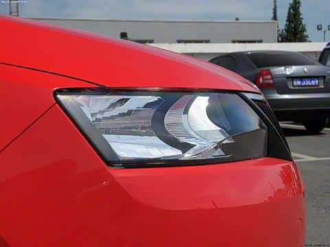 2014�� 1.6L �ֶ�������