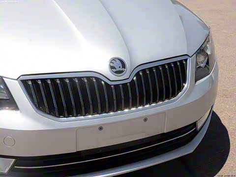 2015�� 1.6L �ֶ��ݿ���