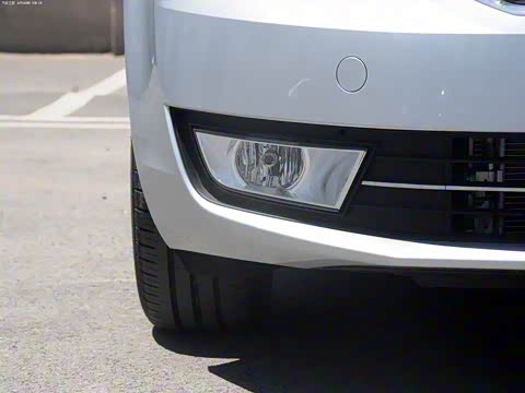 2015�� 1.6L �ֶ��ݿ���