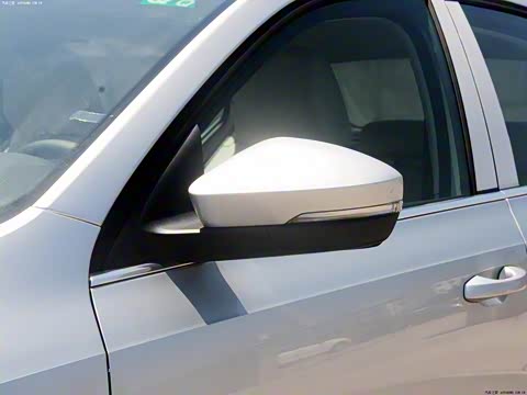 2015�� 1.6L �ֶ��ݿ���