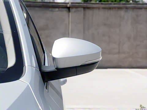 2015�� 1.6L �ֶ��ݿ���