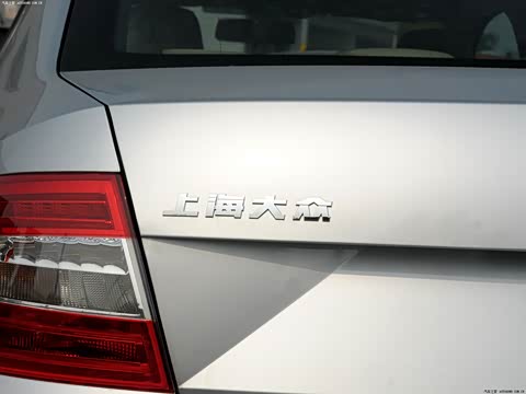 2015�� 1.6L �ֶ��ݿ���