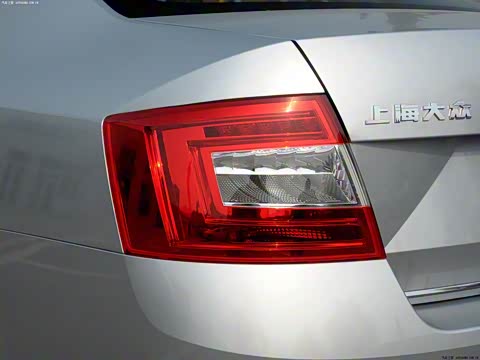 2015�� 1.6L �ֶ��ݿ���