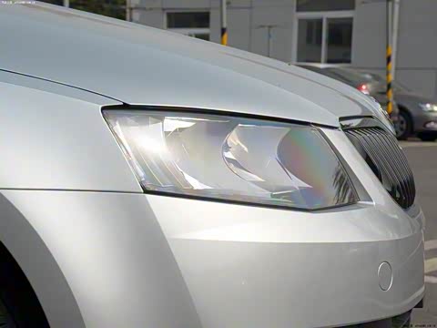 2015�� 1.6L �ֶ��ݿ���