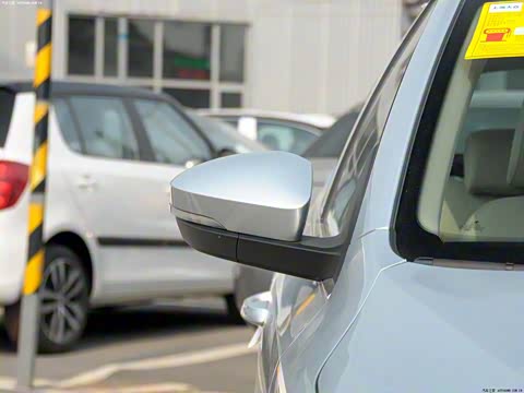 2015�� 1.6L �ֶ��ݿ���