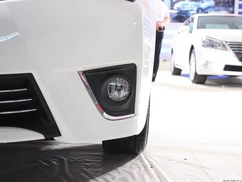 2014�� 1.6L CVT GLX-i