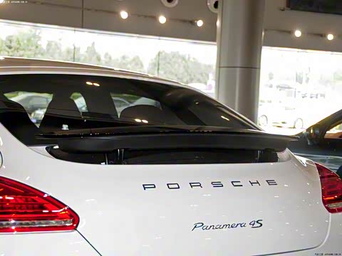 2014�� Panamera 4S Executive 3.0T