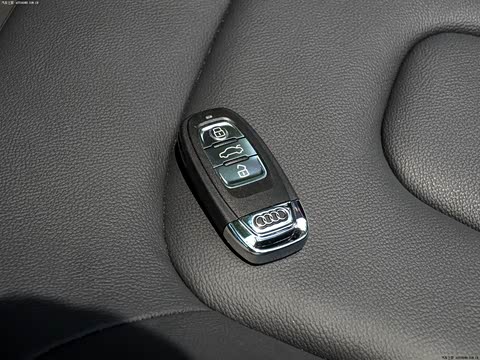 2014�� Coupe 45 TFSI���а�