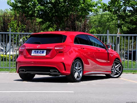 2014�� AMG A 45 4MATIC
