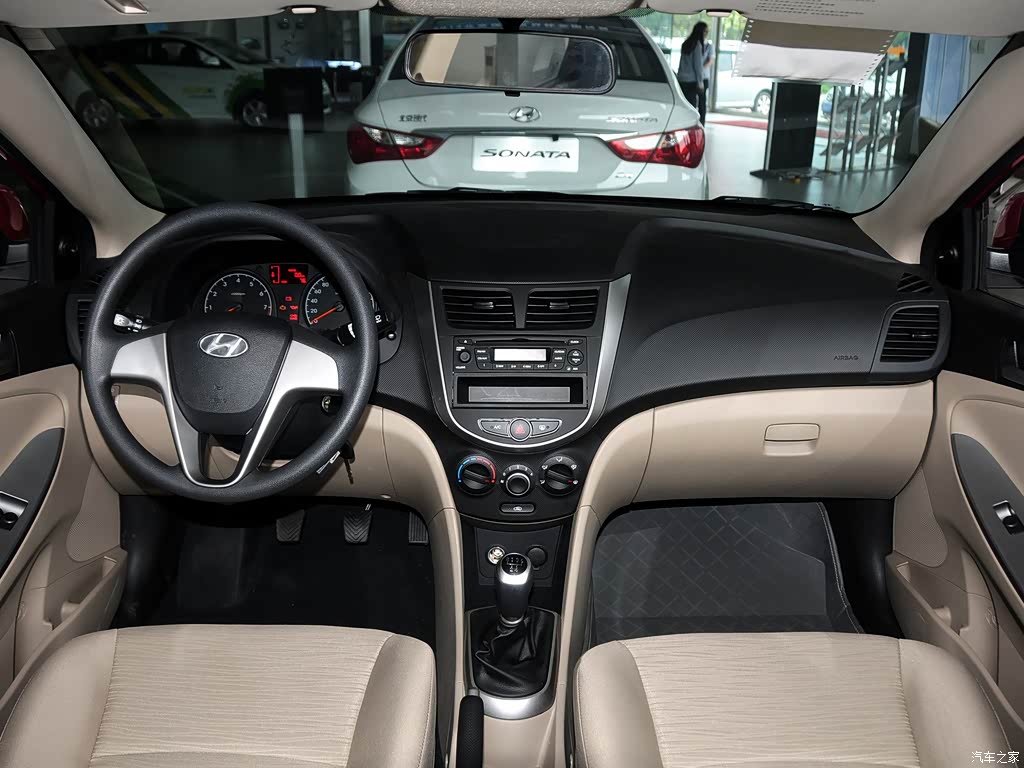 北京现代 瑞纳 2014款 三厢 1.4l 手动时尚型gs