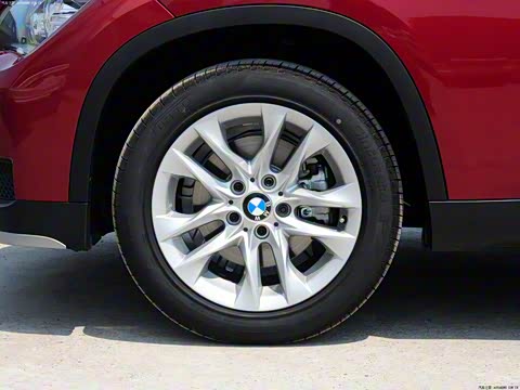 2014�� sDrive18i ������