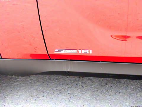 2014�� sDrive18i ������