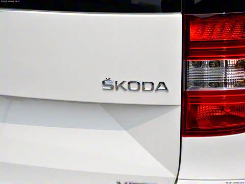 2014�� 1.6L �ֶ��Ųʰ�