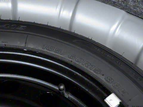 2013�� ���� 1.6L �ֶ���Ӣ��