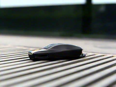 2014�� Macan 2.0T