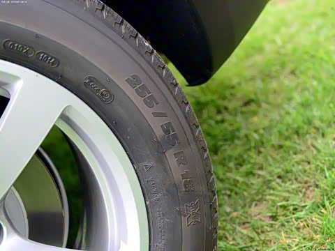 2014�� Macan 2.0T