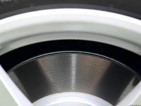 2014�� Macan 2.0T