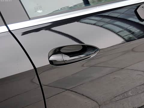 2015�� E 260 L �˶���