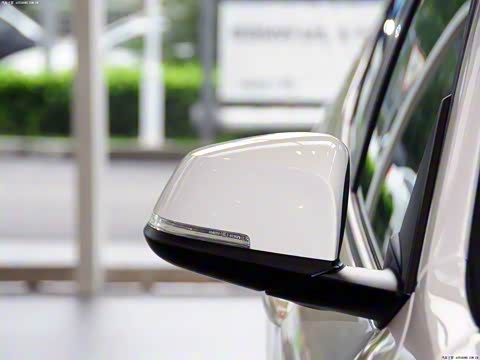 2014�� sDrive20i �˶������װ