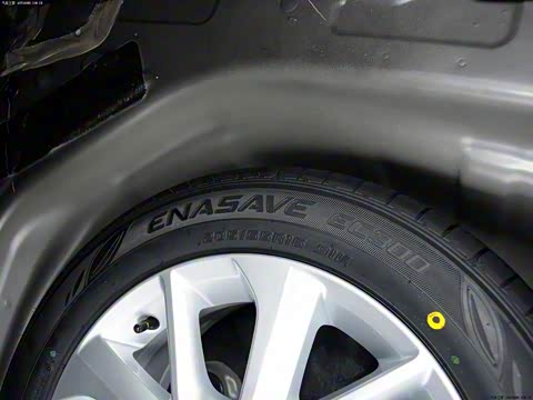 2014�� 1.6L �ֶ�GL-i��Ƥ��