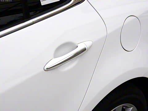 2015�� 1.6L �ֶ�GLS