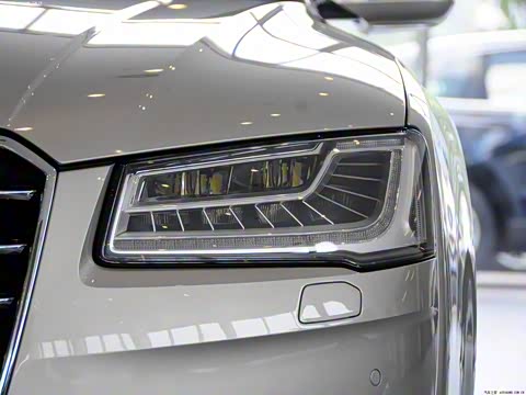 2014�� A8L 45 TFSI quattro������