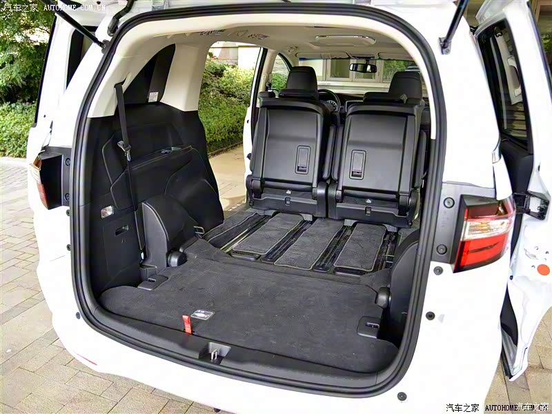 15款奥德赛后排能否放平,当做临时床用?