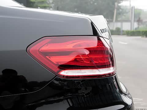 2015�� E 320 L �˶��� 4MATIC