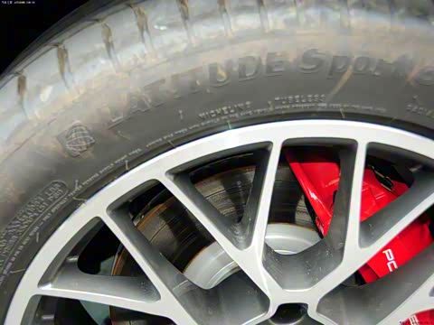 2014�� Macan Turbo 3.6T