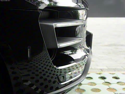 2014�� Macan Turbo 3.6T