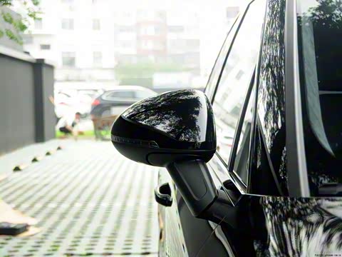 2014�� Macan Turbo 3.6T