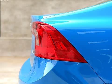 2015�� T5 �����˶���