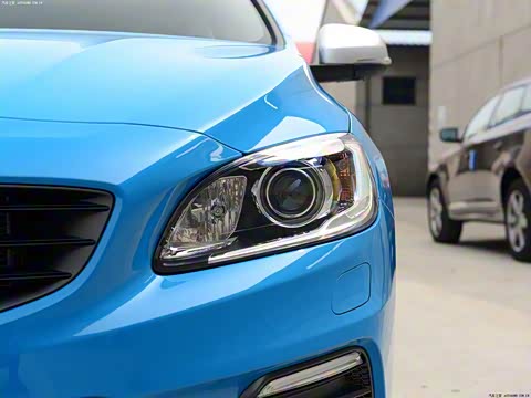 2015�� T6 AWD �����˶���