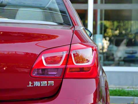 2015�� 1.5L ���� SE AT