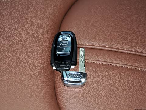 2014�� A8L 45 TFSI quattro������