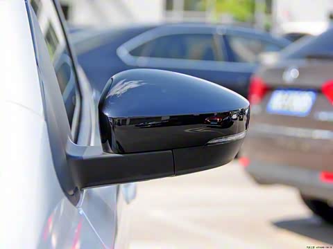 2014�� 1.6L �Զ�30��������