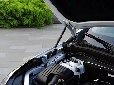 2014�� 28T ����ȫ���˶��콢��